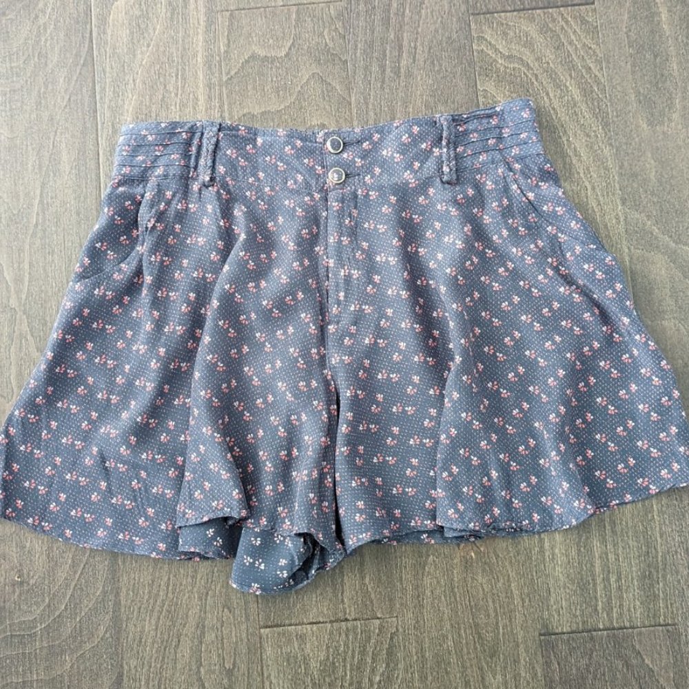 Free People Gray and Pink Print Skort with Pockets